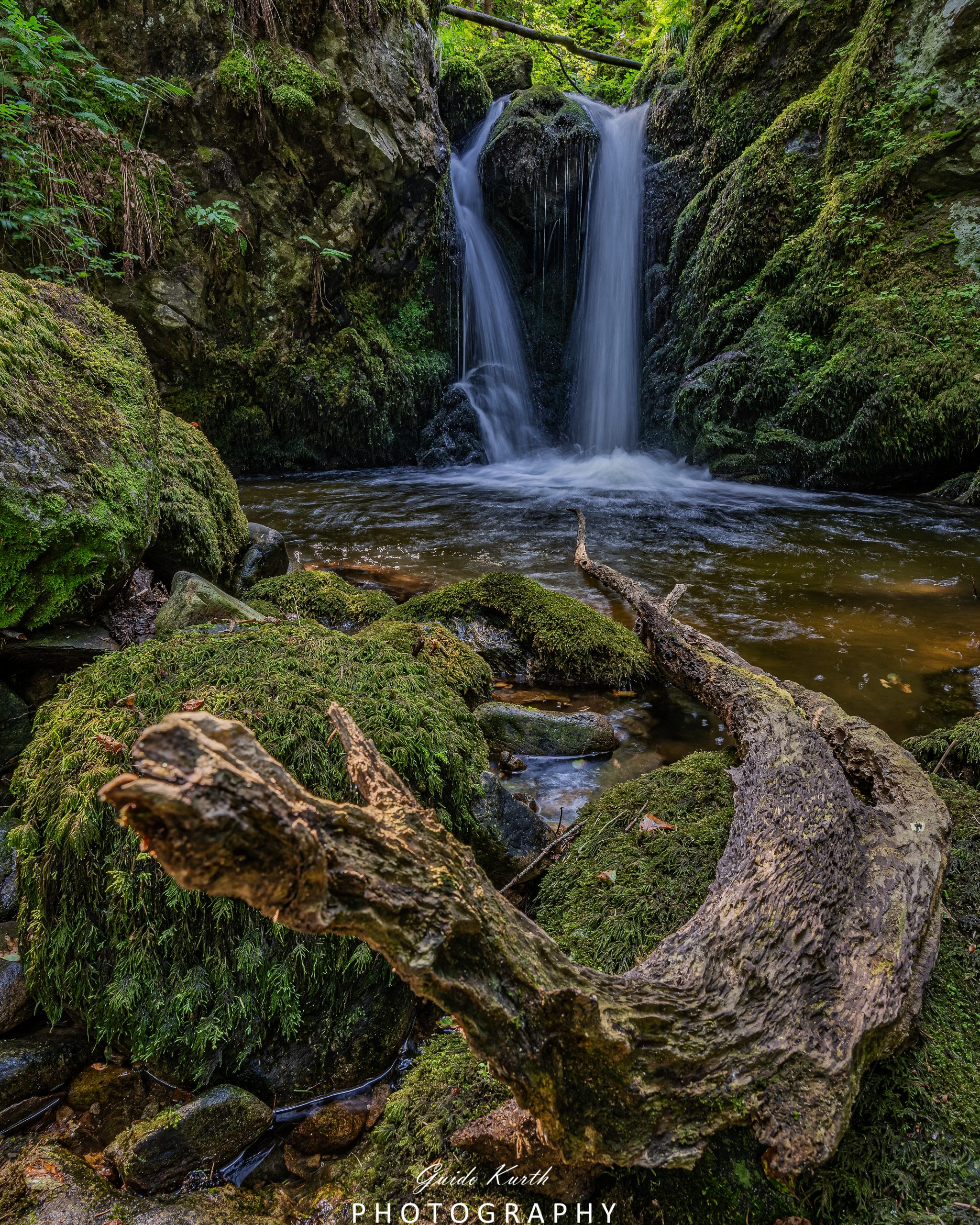 Mehr über den Artikel erfahren Wasserfall