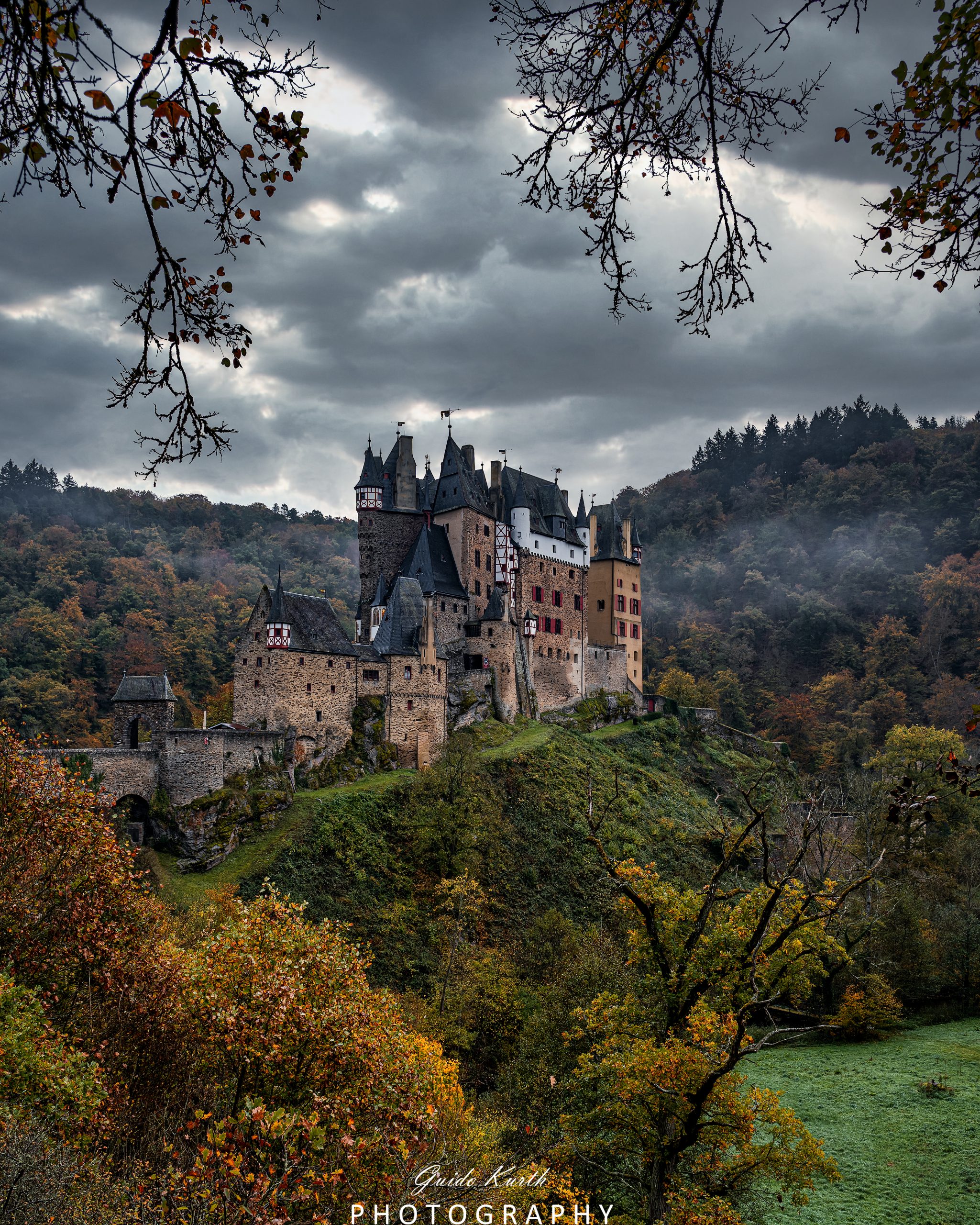 Mehr über den Artikel erfahren Burg Eltz