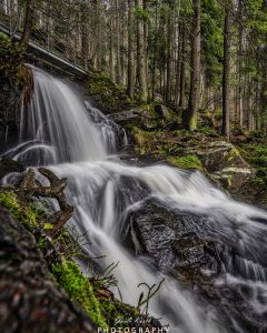 Mehr über den Artikel erfahren Wasserfallliebe….