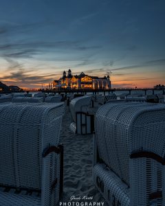 Mehr über den Artikel erfahren Seebrücke Sellin Abends