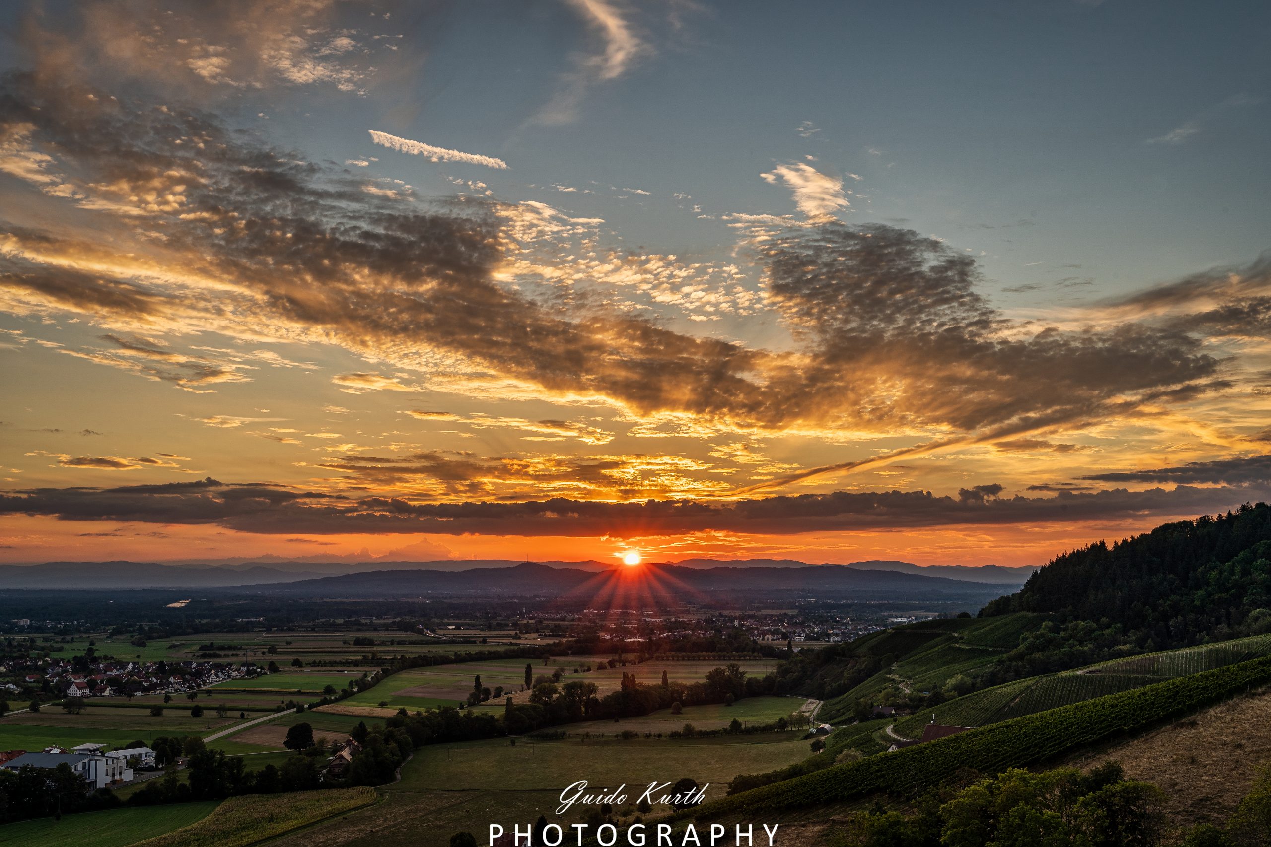 Du betrachtest gerade Sonnenuntergang Glottertal