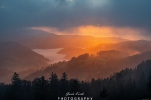 Mehr über den Artikel erfahren Burning Fog…