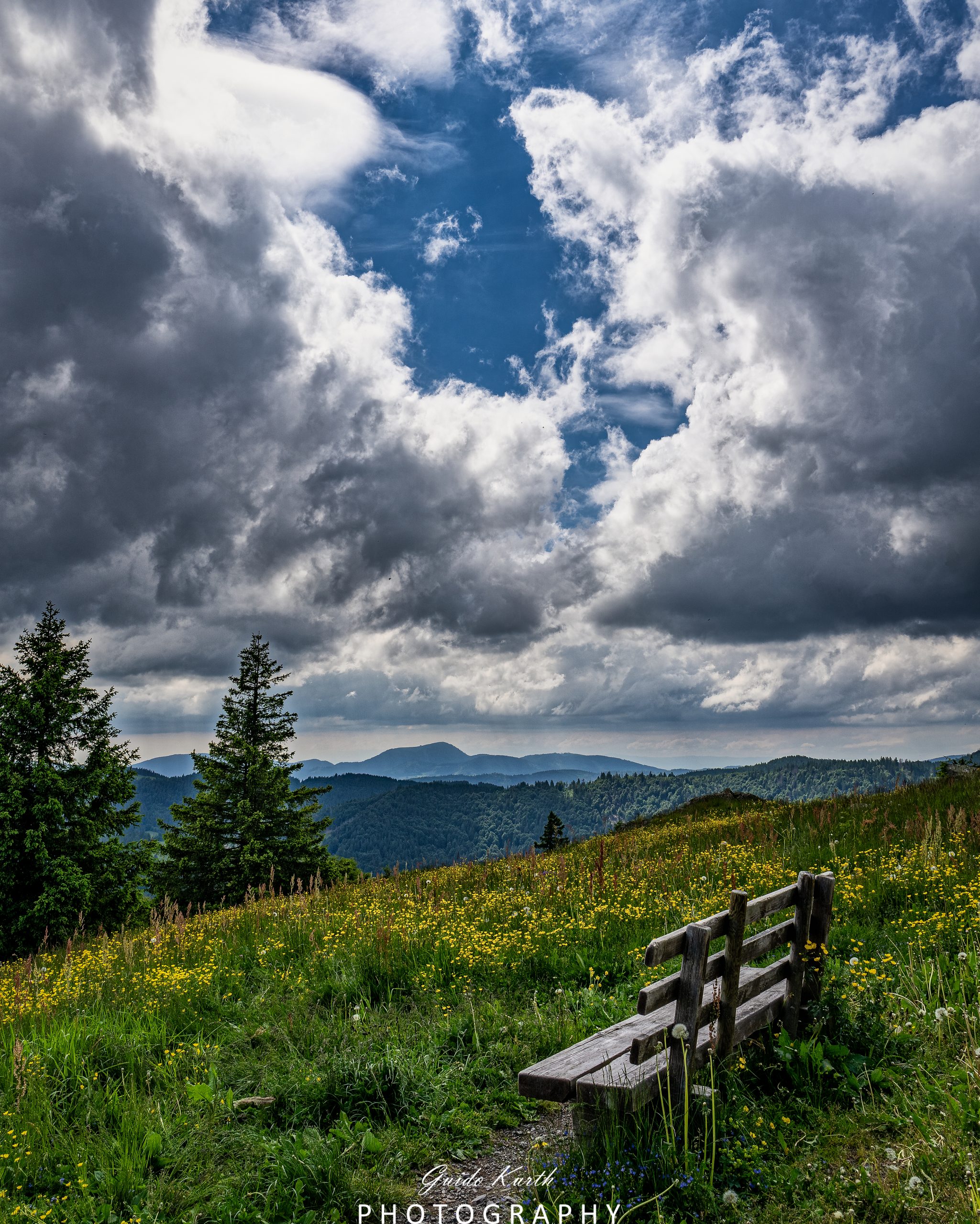 Du betrachtest gerade Bank an der Sonne…