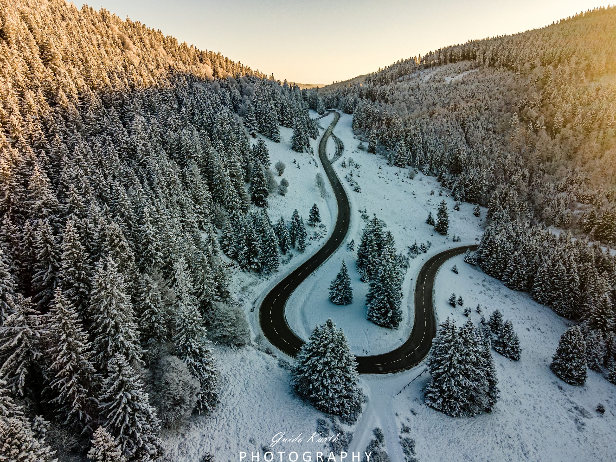 Du betrachtest gerade Kurvy….