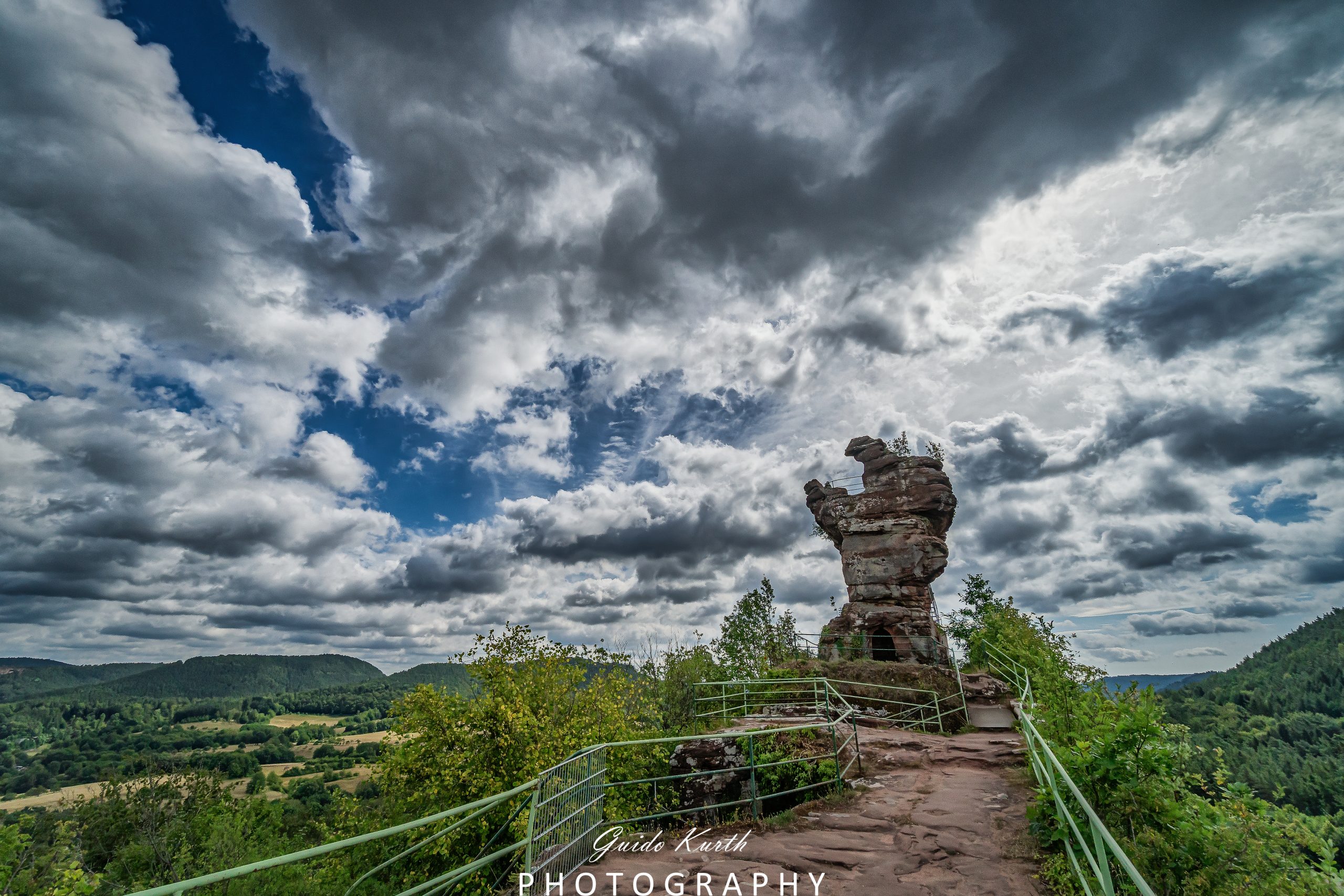 Du betrachtest gerade Drachenfels…