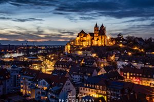 Mehr über den Artikel erfahren Breisach an einem Sommerabend