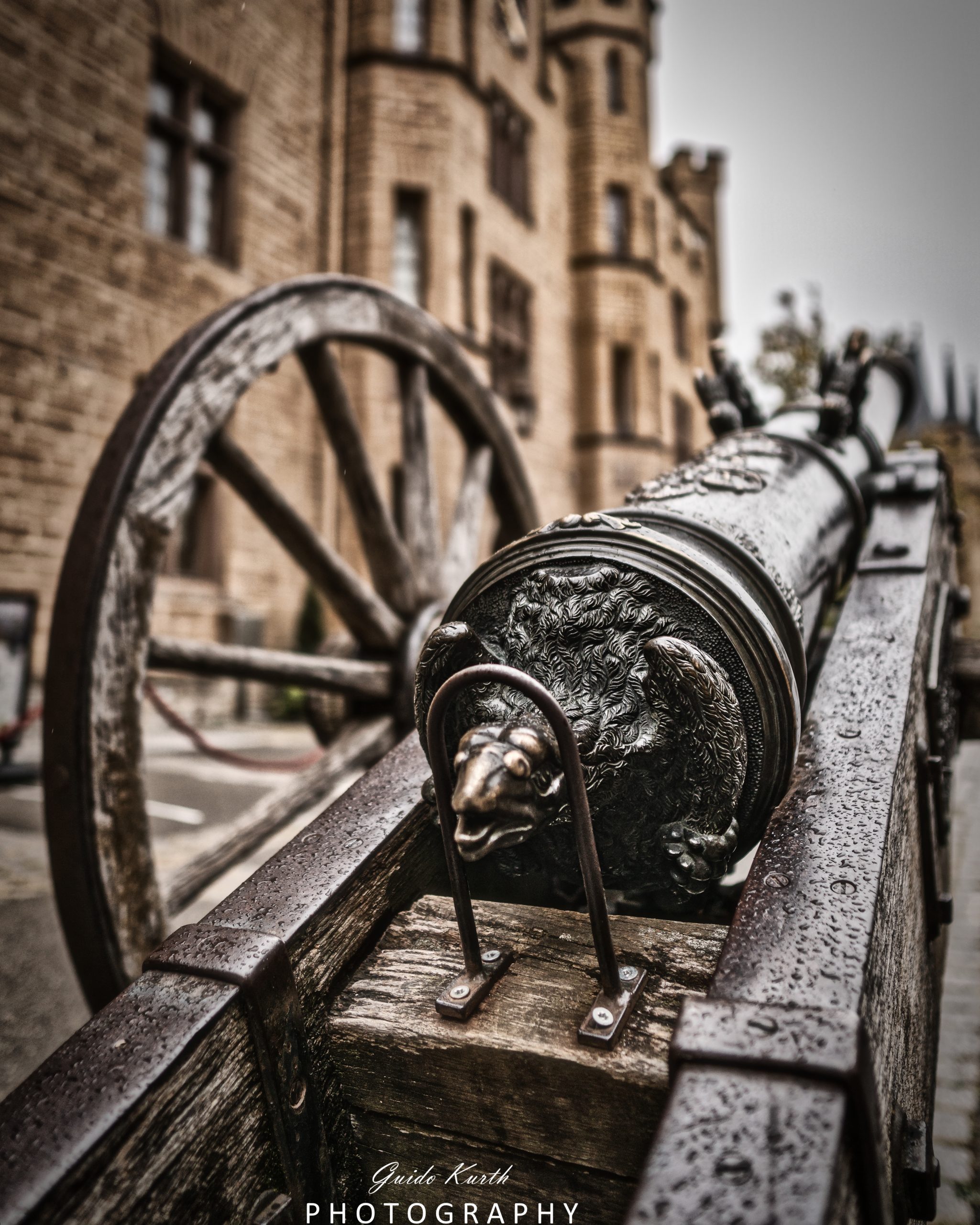 Mehr über den Artikel erfahren Burg Hohen Zollern…