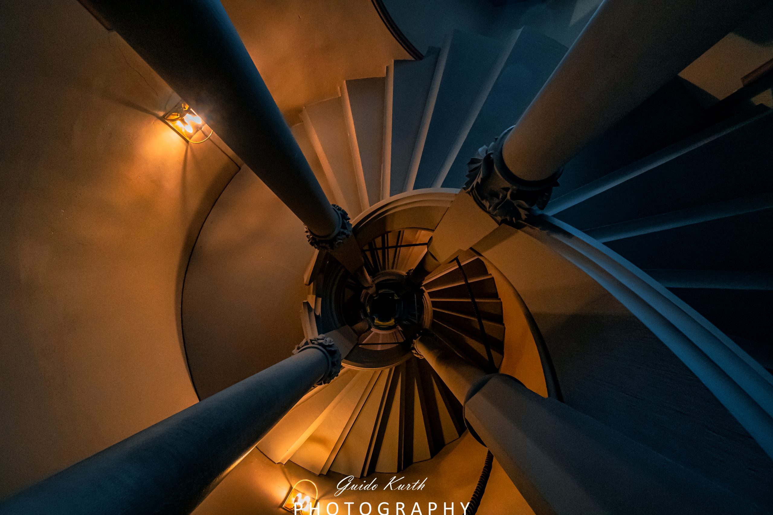 Mehr über den Artikel erfahren Burg Hohen Zollern…