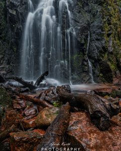 Mehr über den Artikel erfahren Burgbachwasserfall