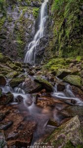 Mehr über den Artikel erfahren Burgbachwasserfall