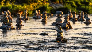 Mehr über den Artikel erfahren Steinmännchen…