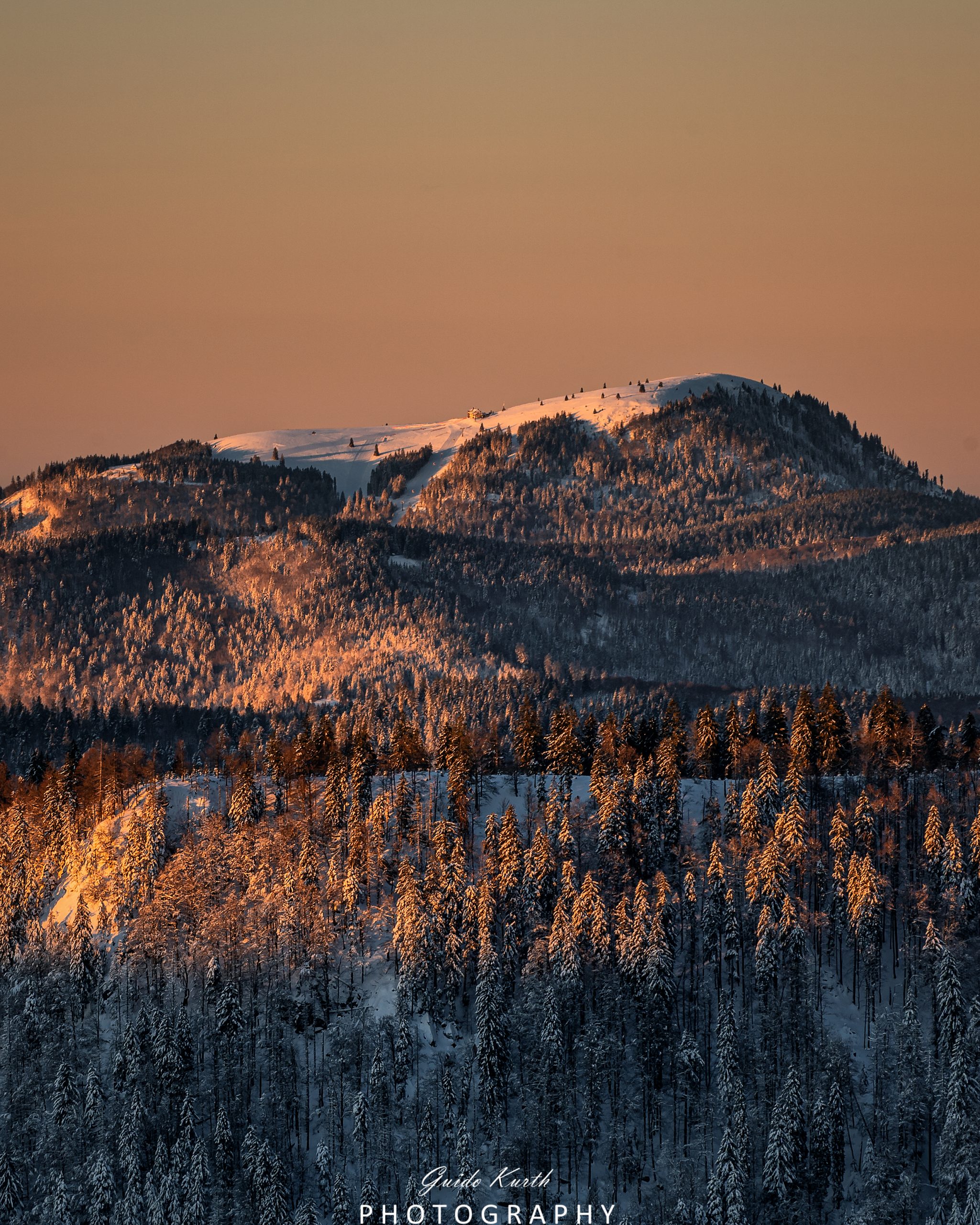 Mehr über den Artikel erfahren Wintermorgen im Schwarzwald…